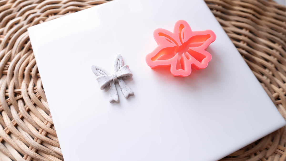 Easter Bunny Build a Bow Cutters