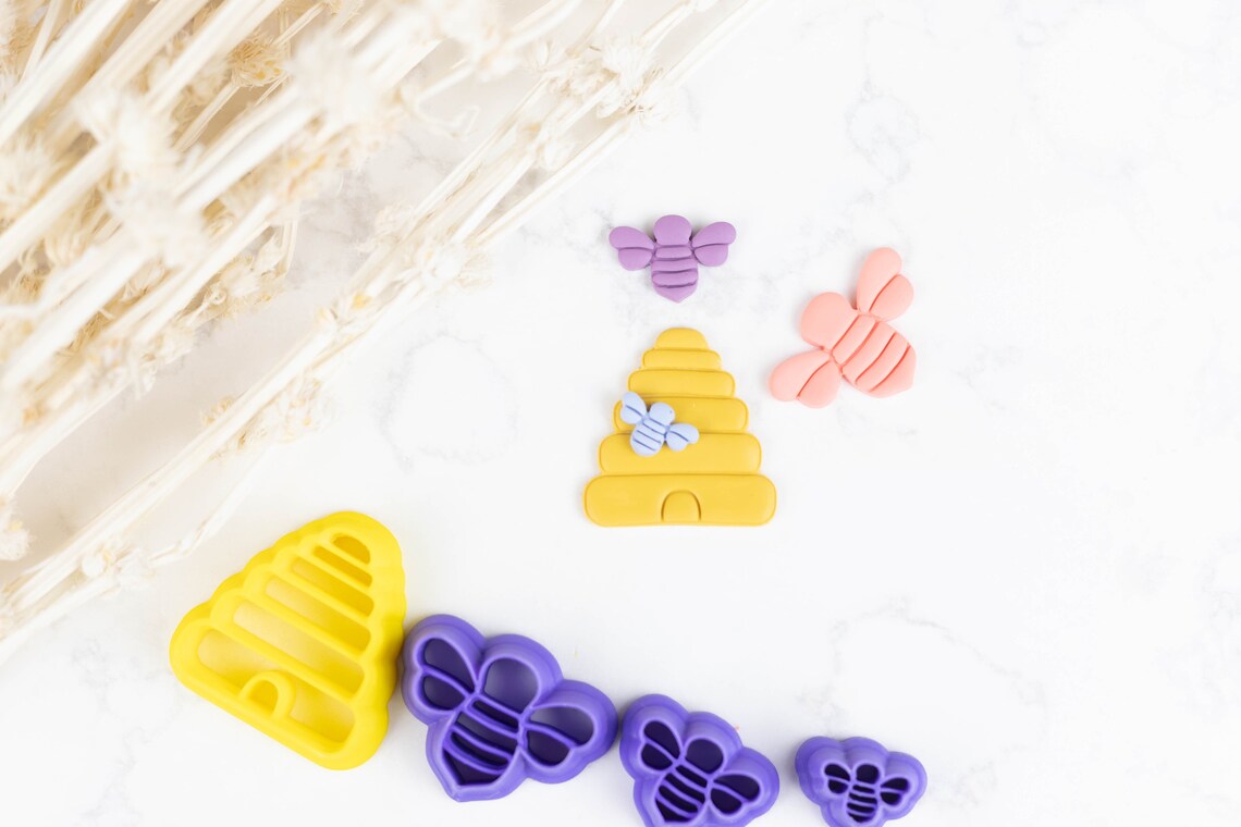 Bee and Bee Hive Clay Cutter Set