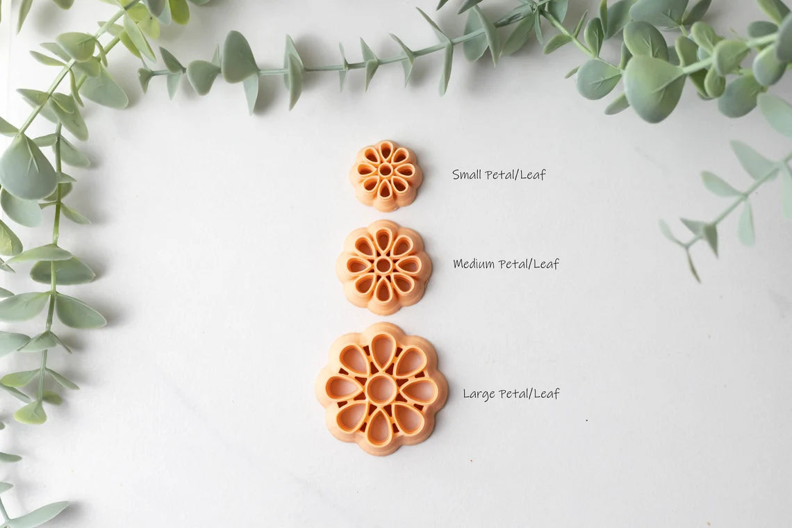 Essentials Multi Petal Cutter / Stamp