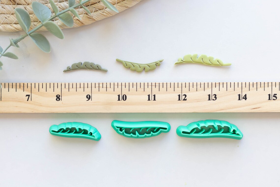 Tropical Leaf Side View Clay Cutters